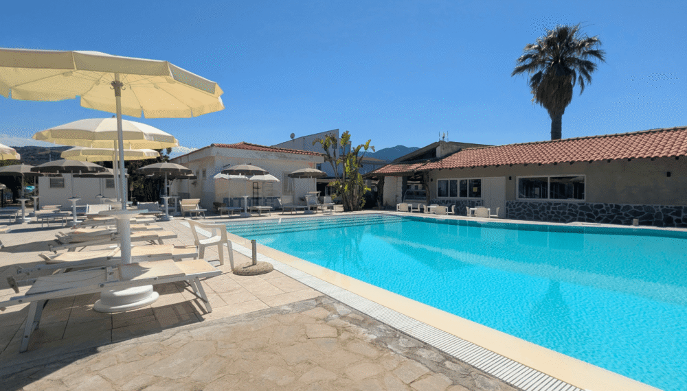 Patti Beach Resort